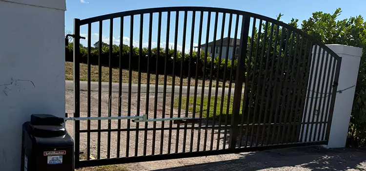 Driveway Fence Repair Lennox