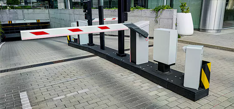 Custom Gate Design & Integration Lennox